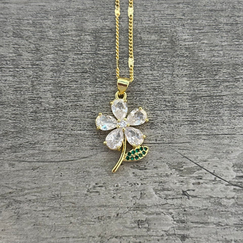 Flower necklace 02