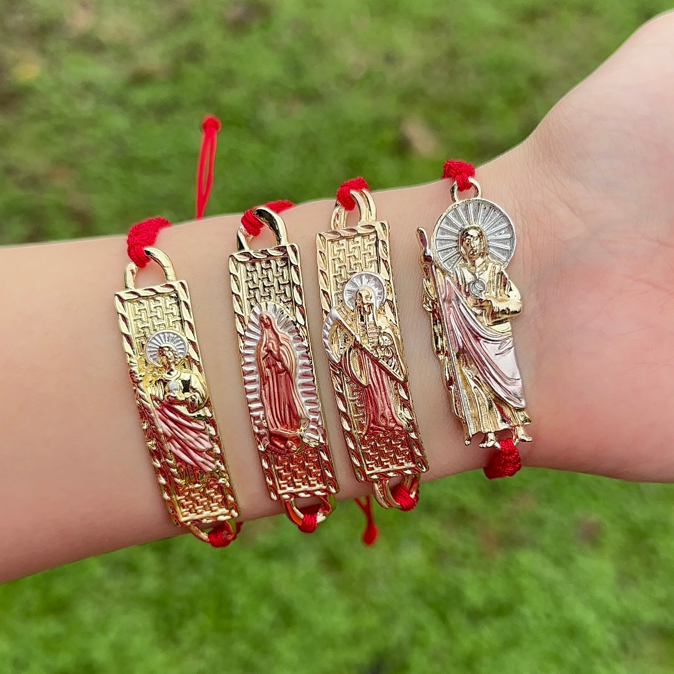 Santa muerte online bracelet gold