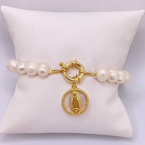 Pearls Virgencita Bracelet 08