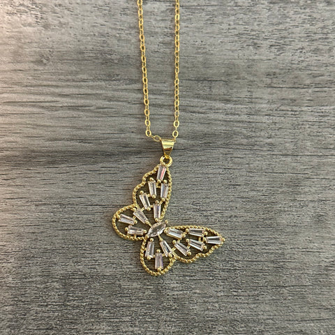 Small Butterfly Necklace 04
