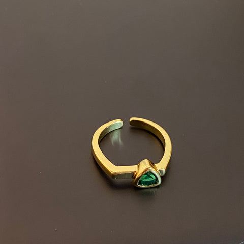 Adjustable Fancy Green Ring 01
